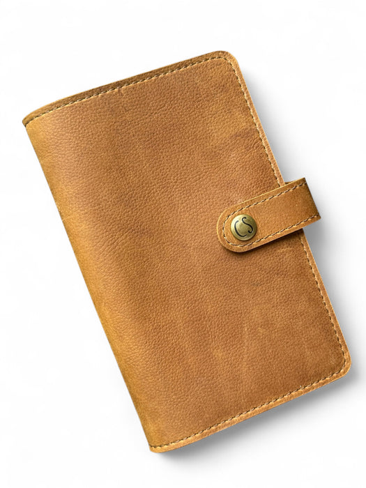 Crazy Horse No. 11 – Leather Travelers Notebook With Snap Closure
