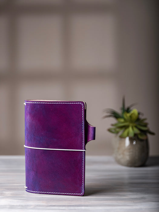 Patina | Cascade | Full Grain Leather Traveler's Notebook with Pockets - ChicSparrow