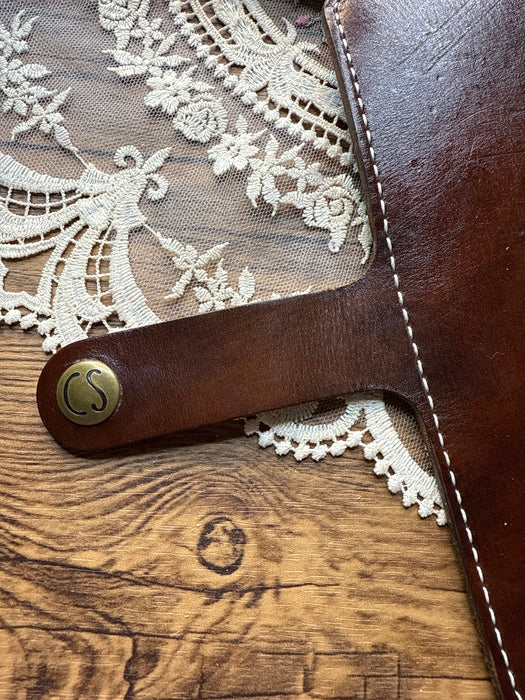 Custom Closure - ChicSparrow