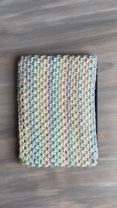 Crochet Book and TN Sleeve - ChicSparrow