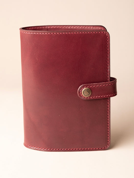 Austen No. 11 –  Leather Travelers Notebook With Snap Closure - ChicSparrow