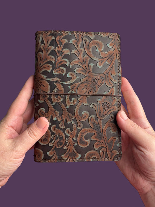 Nimue | Cascade Traveler's Notebook