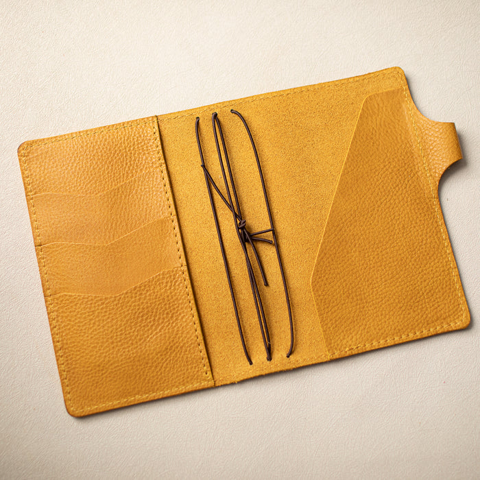 Coffee House | Cascade Traveler's Notebook - ChicSparrow