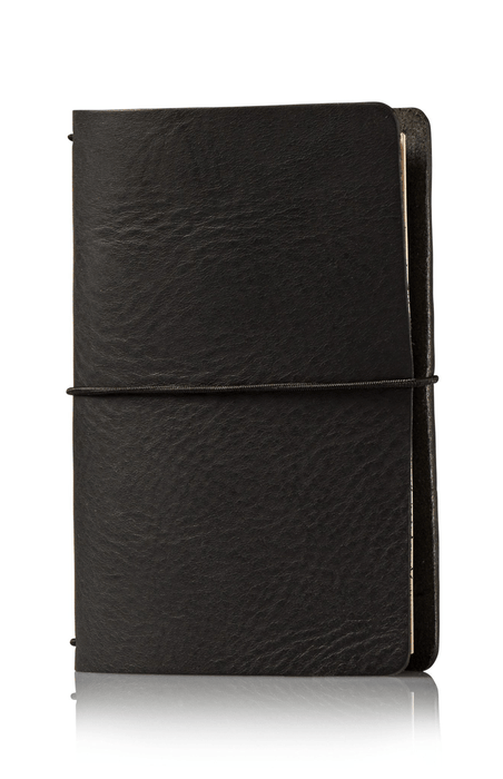 Black Beauty travelers notebook cover. Simple leather journal cover with black elastic. 